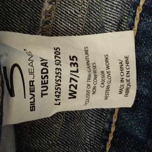 Silver Jeans Tuesday Slim Bootcut Distressed Cotton Comfy Low Rise Size W26 L35 - Picture 2 of 2